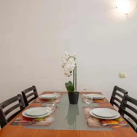 Apartament Sunny *