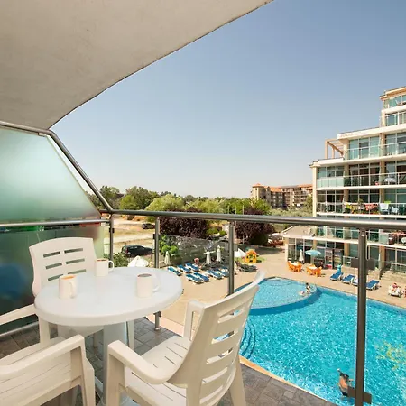 Sunny * Sluneční pobřeží